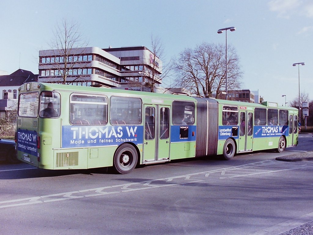 Wagen 158. ... bis zum Ende seiner Dienstzeit f�r das Mode und Schuhhaus THOMAS W. zu werben. Leider liegen mir f�r dieses und das folgende Bild keine Aufnahmedaten mehr vor. Sie m�ssen aber ...